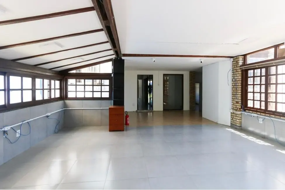 Foto 3 de Prédio Inteiro à venda, 212m2 em Estância Velha, Canoas - RS