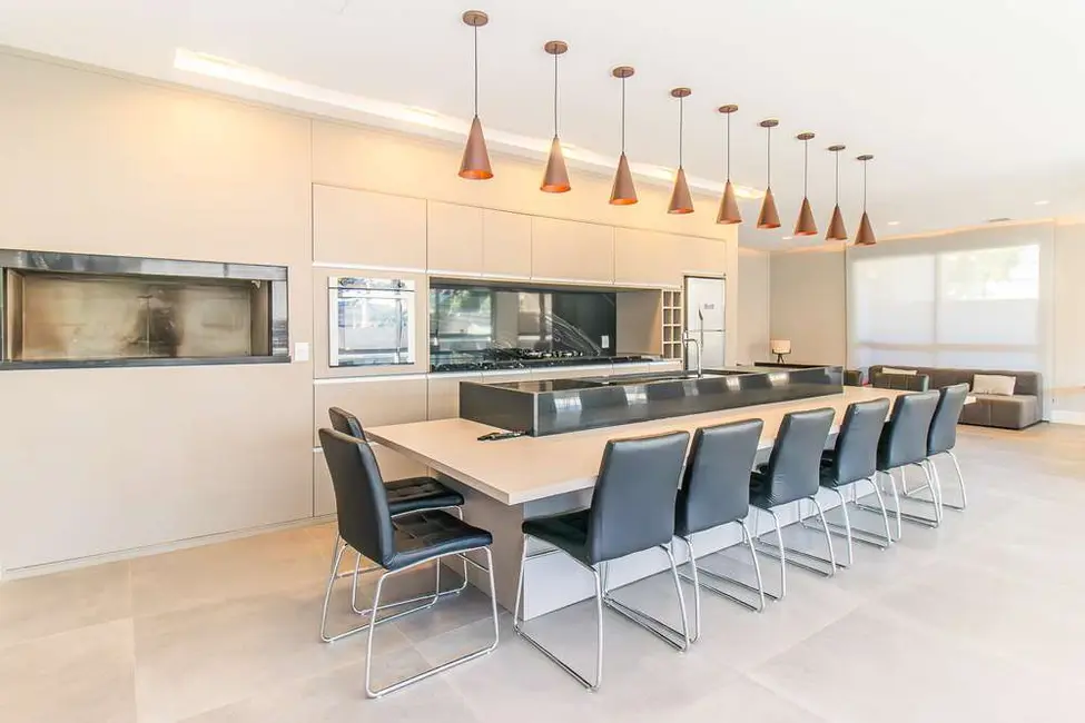 Apartamento com 2 quartos à venda, 3105m2 em Passo da Areia, Porto Alegre - RS - imagem 6 Foto 6 de Apartamento com 2 quartos à venda, 3105m2 em Passo da Areia, Porto Alegre - RS