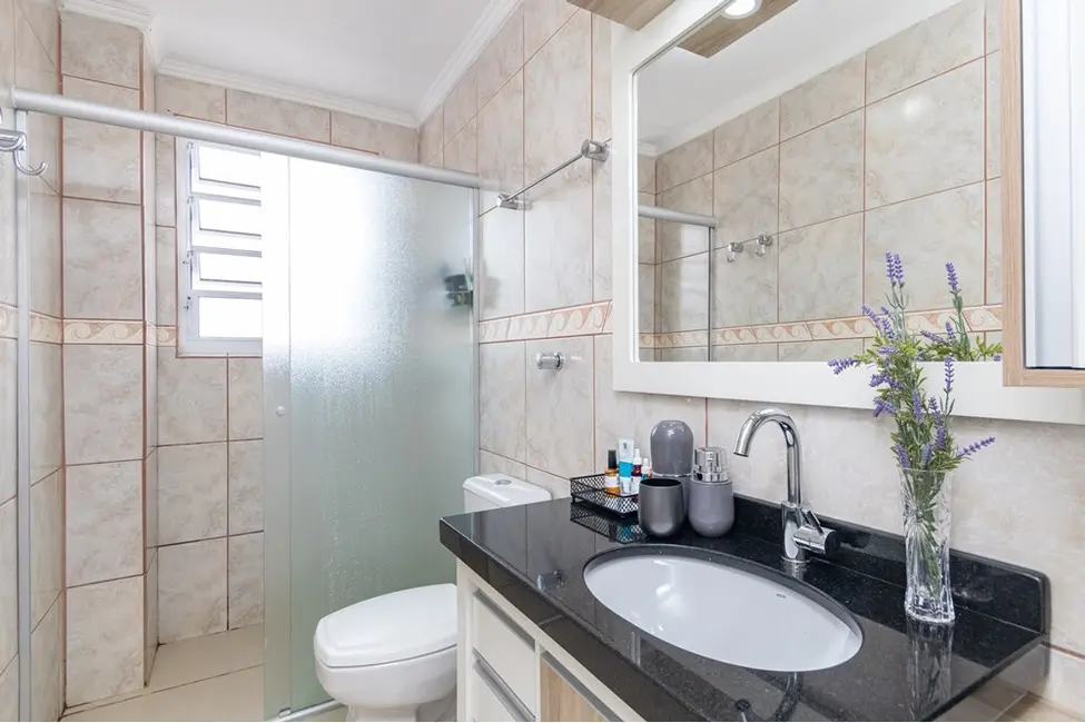 Apartamento com 2 quartos à venda, 85m2 em Menino Deus, Porto Alegre - RS - imagem 8 Foto 8 de Apartamento com 2 quartos à venda, 85m2 em Menino Deus, Porto Alegre - RS