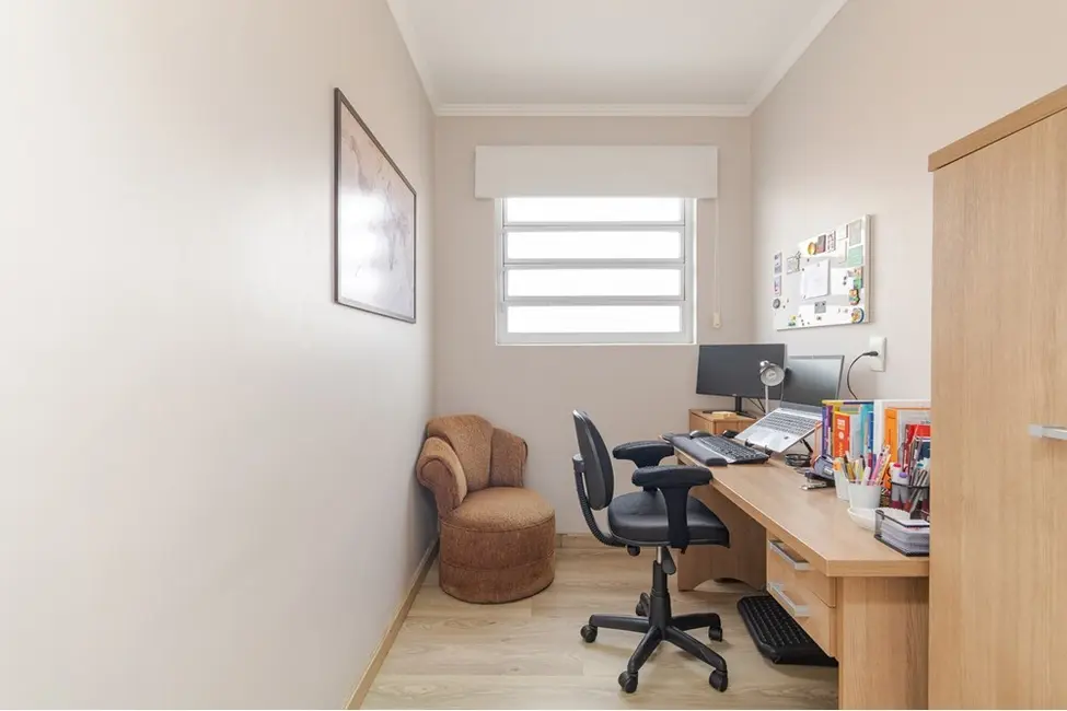 Apartamento com 2 quartos à venda, 85m2 em Menino Deus, Porto Alegre - RS - imagem 9 Foto 9 de Apartamento com 2 quartos à venda, 85m2 em Menino Deus, Porto Alegre - RS