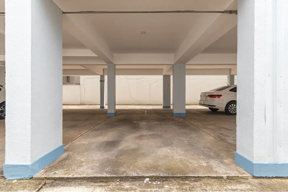 Apartamento com 2 quartos à venda, 85m2 em Menino Deus, Porto Alegre - RS - imagem 6 Foto 6 de Apartamento com 2 quartos à venda, 85m2 em Menino Deus, Porto Alegre - RS
