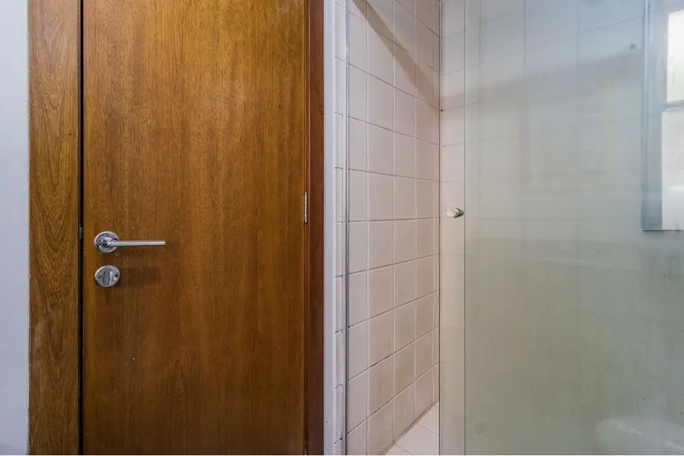 Apartamento com 2 quartos à venda, 58m2 em Jardim Carvalho, Porto Alegre - RS - imagem 4 Foto 4 de Apartamento com 2 quartos à venda, 58m2 em Jardim Carvalho, Porto Alegre - RS