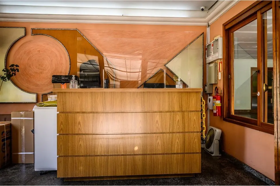 Apartamento com 2 quartos à venda, 101m2 em Menino Deus, Porto Alegre - RS - imagem 6 Foto 6 de Apartamento com 2 quartos à venda, 101m2 em Menino Deus, Porto Alegre - RS