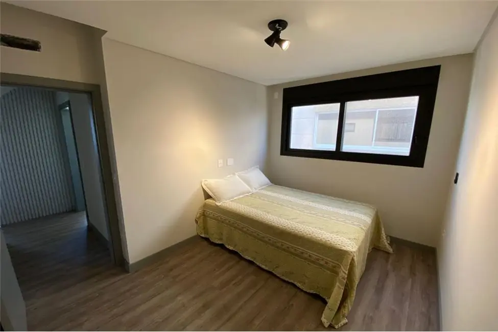 Apartamento com 4 quartos à venda, 120m2 em Bombinhas - SC - imagem 3 Foto 3 de Apartamento com 4 quartos à venda, 120m2 em Bombinhas - SC