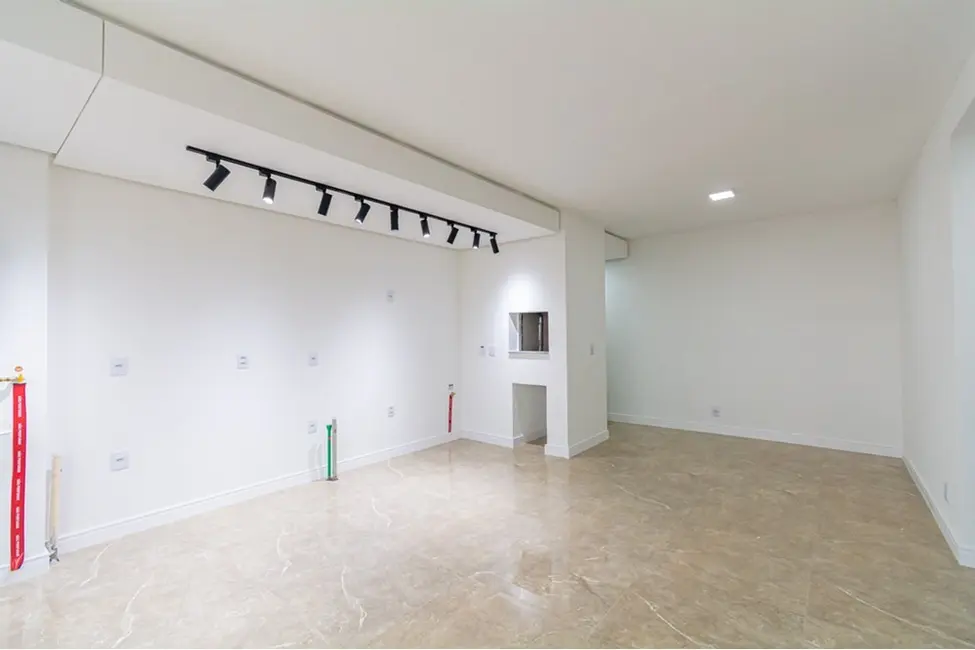 Apartamento com 2 quartos à venda, 54m2 em Centro, Canoas - RS - imagem 1 Foto 1 de Apartamento com 2 quartos à venda, 54m2 em Centro, Canoas - RS