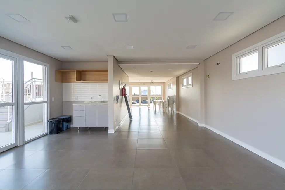 Apartamento com 2 quartos à venda, 54m2 em Centro, Canoas - RS - imagem 3 Foto 3 de Apartamento com 2 quartos à venda, 54m2 em Centro, Canoas - RS