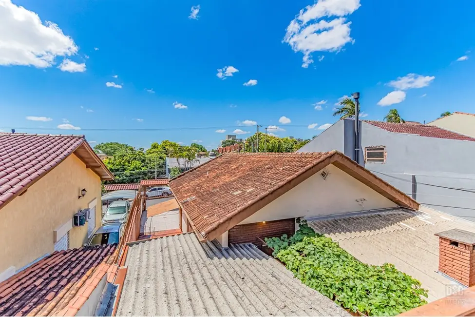 Casa com 5 quartos à venda, 131m2 em Cavalhada, Porto Alegre - RS - imagem 2 Foto 2 de Casa com 5 quartos à venda, 131m2 em Cavalhada, Porto Alegre - RS