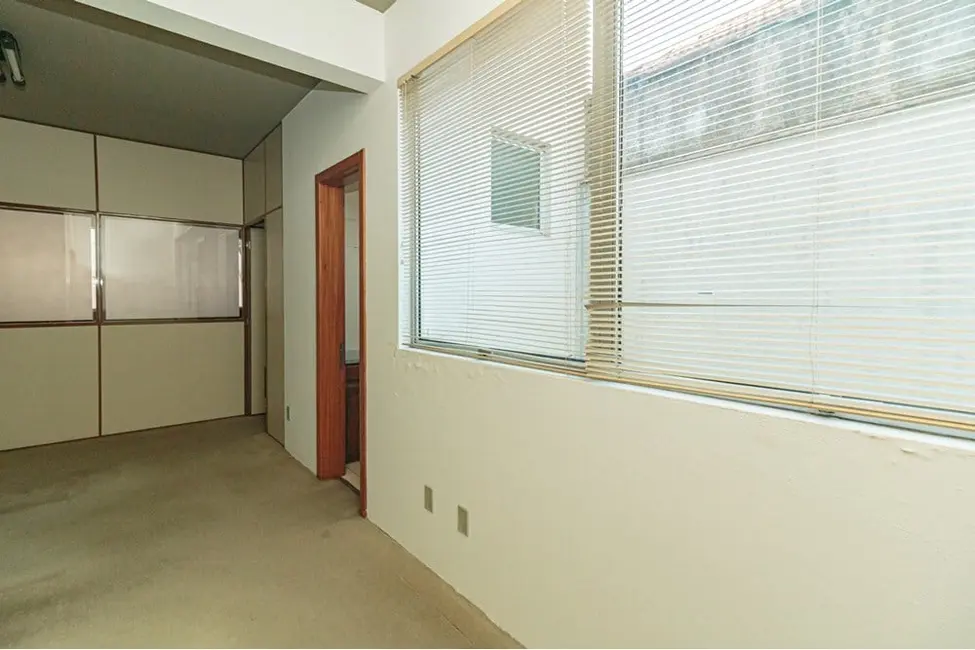 Foto 9 de Sala Comercial à venda, 47m2 em Petrópolis, Porto Alegre - RS