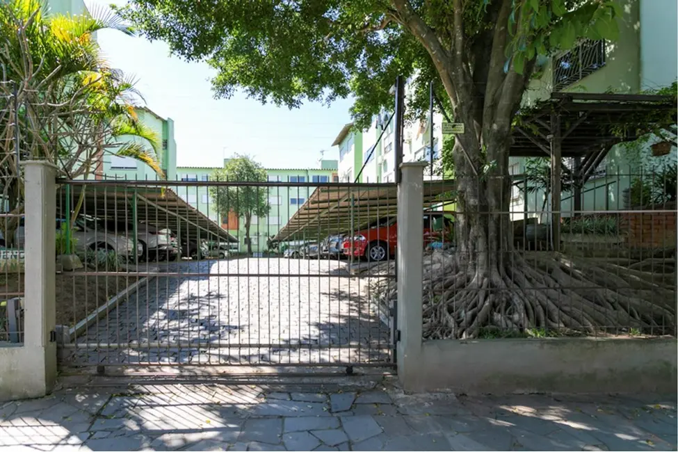 Foto 3 de Apartamento com 3 quartos à venda, 63m2 em Porto Alegre - RS