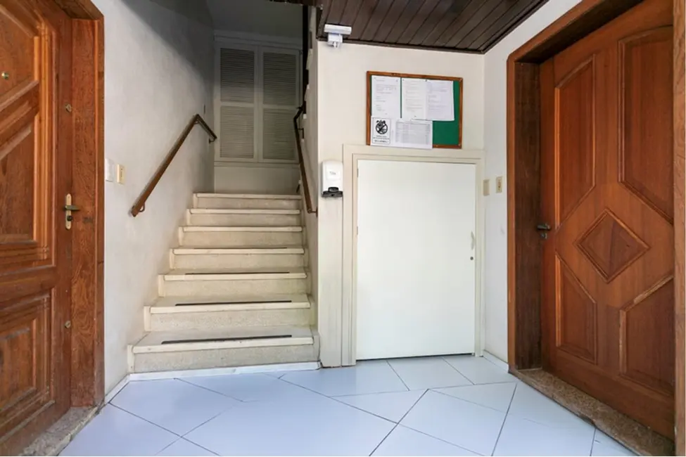 Foto 7 de Apartamento com 3 quartos à venda, 63m2 em Porto Alegre - RS