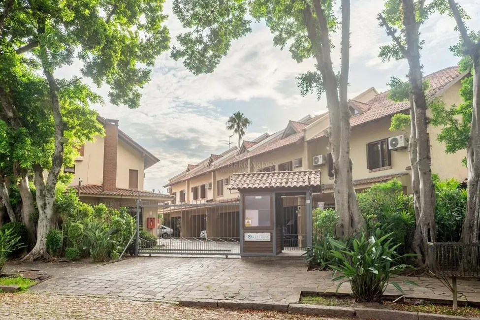 Foto 3 de Casa de Condomínio com 4 quartos à venda, 205m2 em Ipanema, Porto Alegre - RS