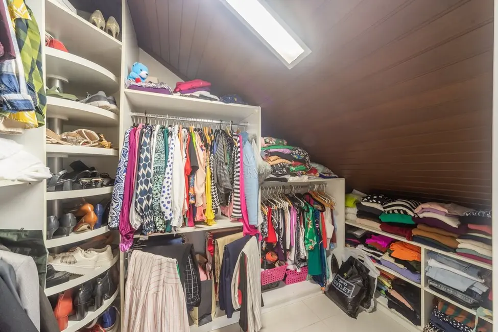 Foto 9 de Casa de Condomínio com 4 quartos à venda, 205m2 em Ipanema, Porto Alegre - RS