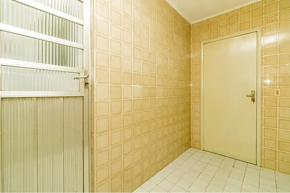 Foto 2 de Apartamento com 1 quarto à venda, 34m2 em Santa Maria Goretti, Porto Alegre - RS