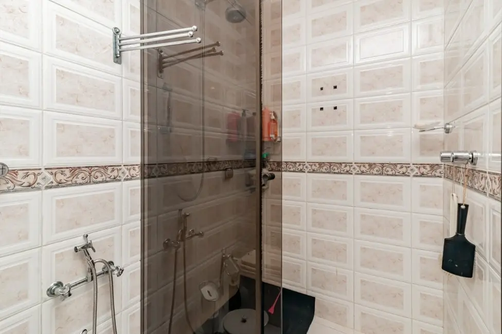 Cobertura com 3 quartos à venda, 200m2 em Auxiliadora, Porto Alegre - RS - imagem 2 Foto 2 de Cobertura com 3 quartos à venda, 200m2 em Auxiliadora, Porto Alegre - RS