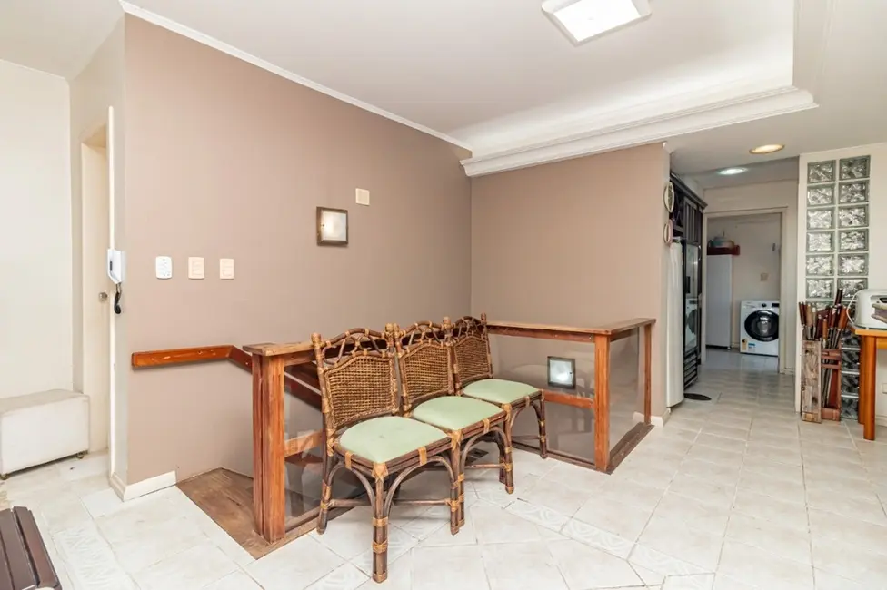 Cobertura com 3 quartos à venda, 200m2 em Auxiliadora, Porto Alegre - RS - imagem 5 Foto 5 de Cobertura com 3 quartos à venda, 200m2 em Auxiliadora, Porto Alegre - RS