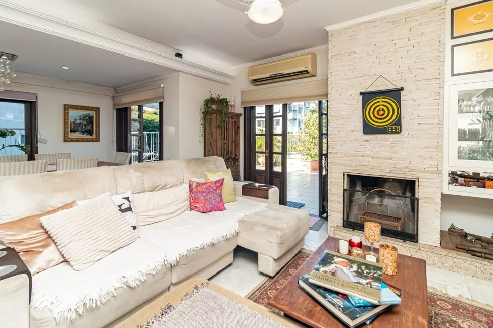 Cobertura com 3 quartos à venda, 200m2 em Auxiliadora, Porto Alegre - RS - imagem 1 Foto 1 de Cobertura com 3 quartos à venda, 200m2 em Auxiliadora, Porto Alegre - RS