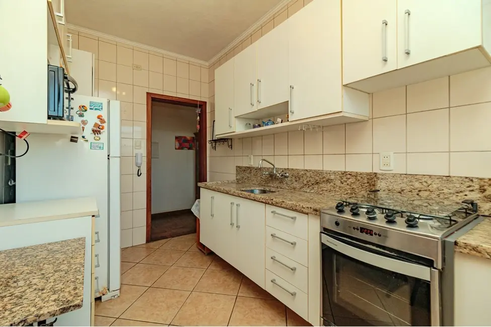 Apartamento com 3 quartos à venda, 97m2 em Azenha, Porto Alegre - RS - imagem 8 Foto 8 de Apartamento com 3 quartos à venda, 97m2 em Azenha, Porto Alegre - RS