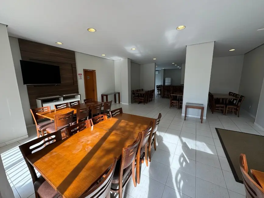 Apartamento com 2 quartos à venda, 55m2 em Partenon, Porto Alegre - RS - imagem 6 Foto 6 de Apartamento com 2 quartos à venda, 55m2 em Partenon, Porto Alegre - RS