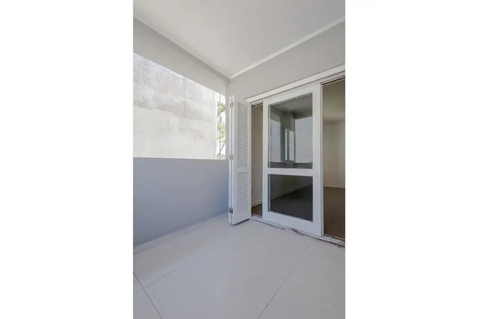 Casa com 3 quartos à venda, 228m2 em Teresópolis, Porto Alegre - RS - imagem 9 Foto 9 de Casa com 3 quartos à venda, 228m2 em Teresópolis, Porto Alegre - RS