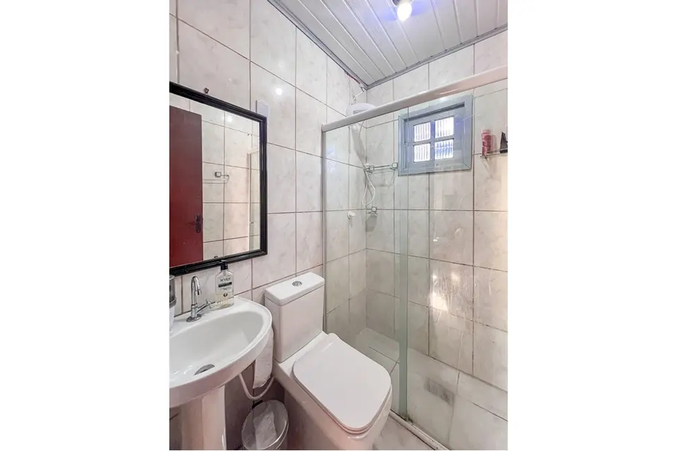 Casa com 3 quartos à venda, 484m2 em Niterói, Canoas - RS - imagem 8 Foto 8 de Casa com 3 quartos à venda, 484m2 em Niterói, Canoas - RS