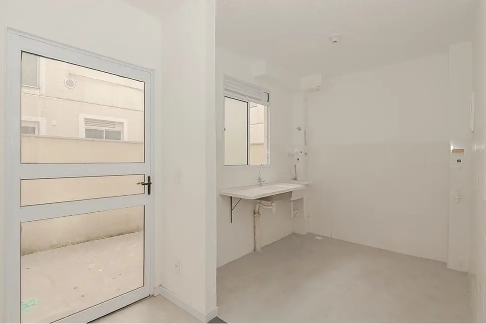 Apartamento com 2 quartos à venda, 51m2 em Restinga, Porto Alegre - RS - imagem 5 Foto 5 de Apartamento com 2 quartos à venda, 51m2 em Restinga, Porto Alegre - RS