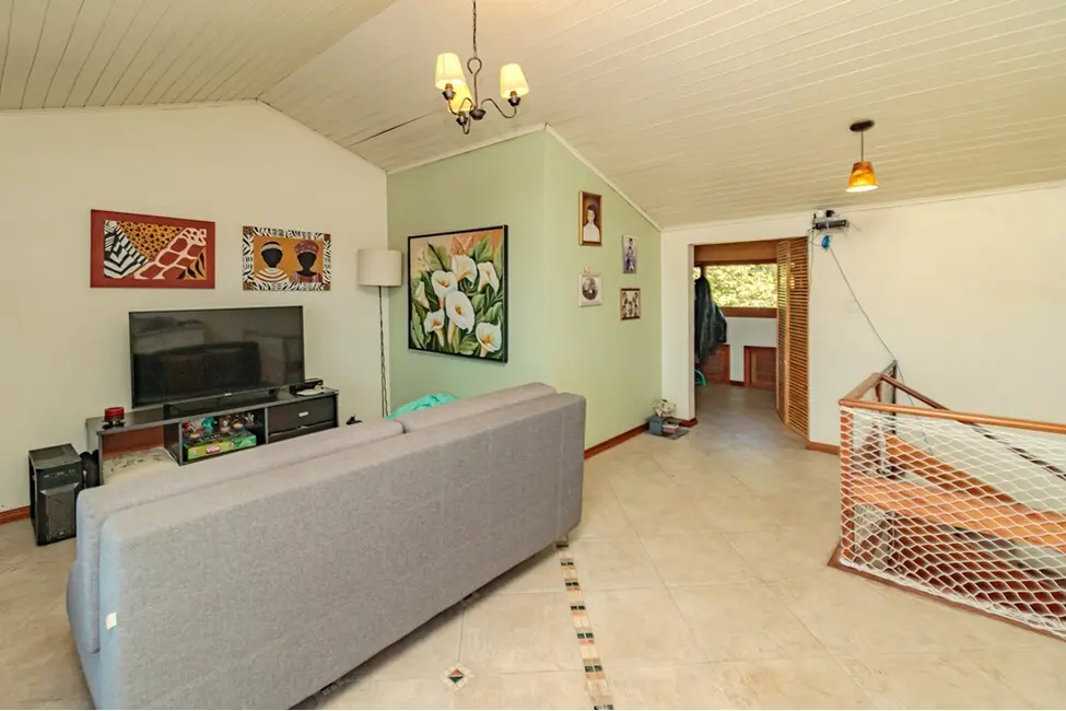 Foto 7 de Casa com 3 quartos à venda, 160m2 em Chácara das Pedras, Porto Alegre - RS