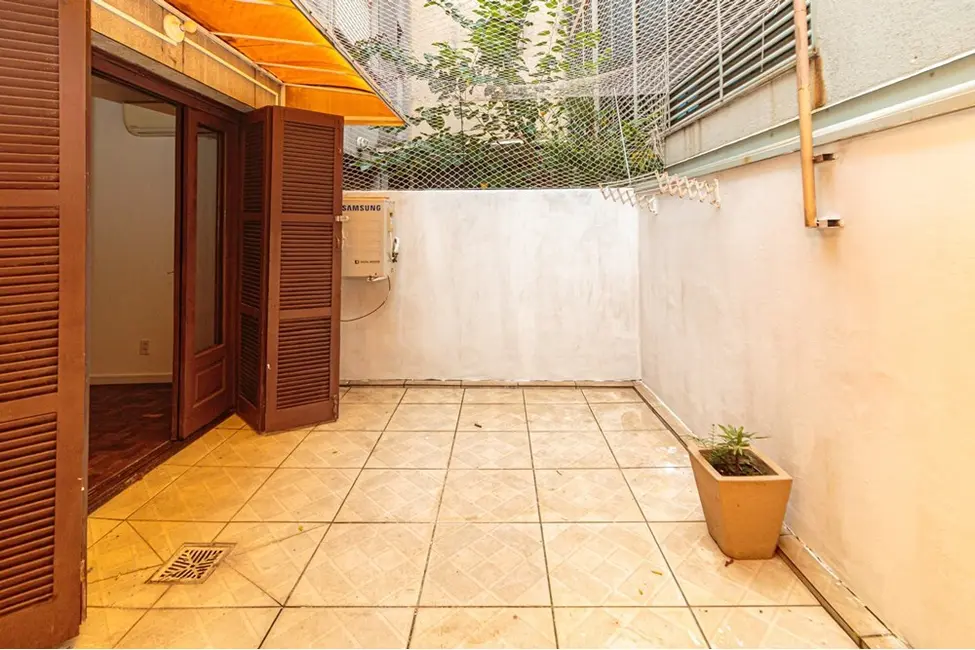 Foto 6 de Apartamento com 1 quarto à venda, 61m2 em Navegantes, Porto Alegre - RS