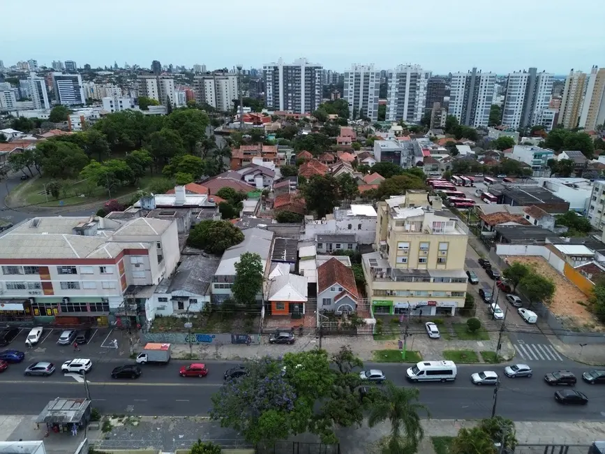 Foto 8 de Prédio Inteiro à venda, 180m2 em Vila Ipiranga, Porto Alegre - RS