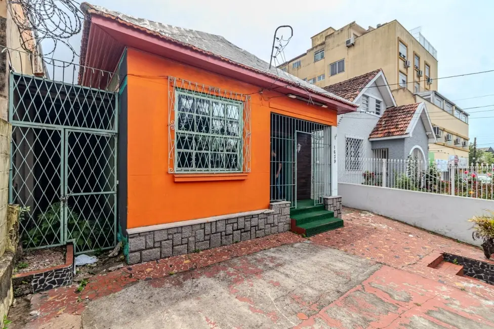 Foto 3 de Prédio Inteiro à venda, 180m2 em Vila Ipiranga, Porto Alegre - RS