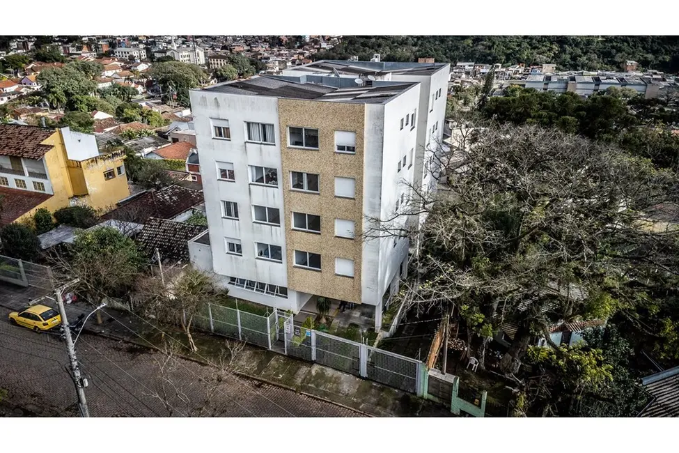 Foto 1 de Apartamento com 2 quartos à venda, 61m2 em Teresópolis, Porto Alegre - RS