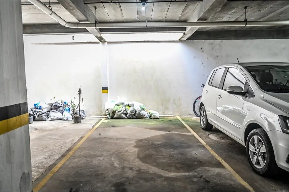 Foto 6 de Apartamento com 2 quartos à venda, 61m2 em Teresópolis, Porto Alegre - RS