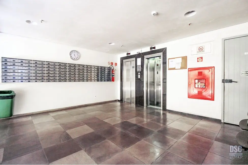 Foto 4 de Sala Comercial à venda, 25m2 em Azenha, Porto Alegre - RS