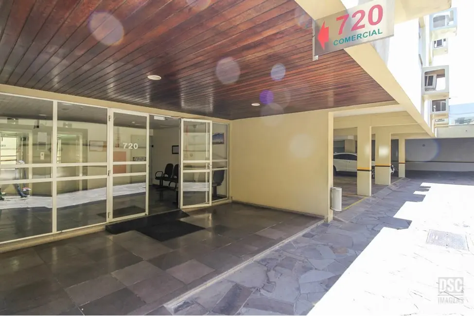 Foto 5 de Sala Comercial à venda, 25m2 em Azenha, Porto Alegre - RS