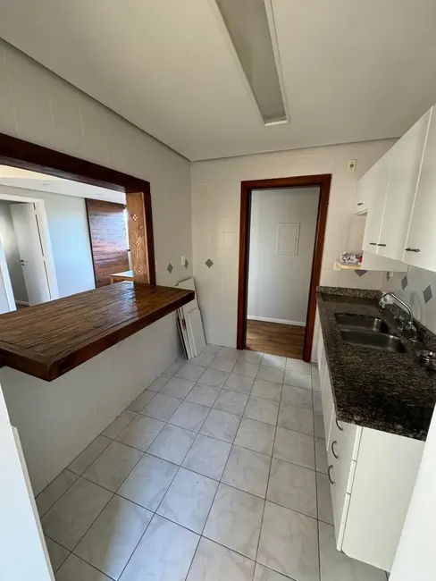Apartamento com 2 quartos à venda, 74m2 em Petrópolis, Porto Alegre - RS - imagem 7 Foto 7 de Apartamento com 2 quartos à venda, 74m2 em Petrópolis, Porto Alegre - RS