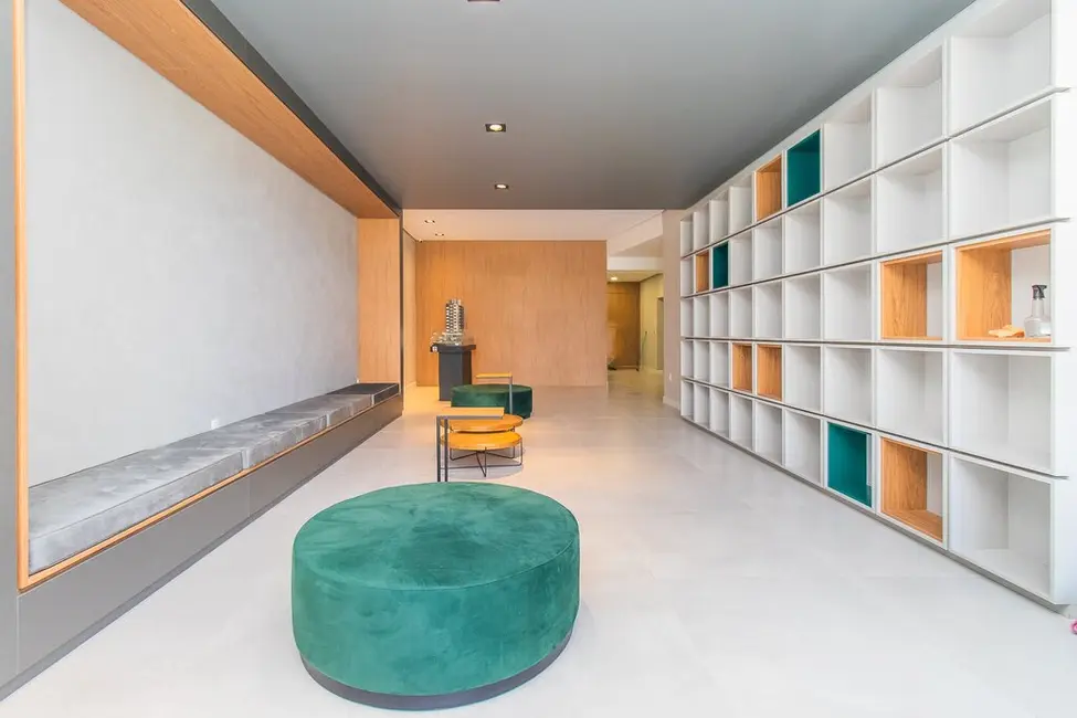 Apartamento com 1 quarto à venda, 43m2 em Menino Deus, Porto Alegre - RS - imagem 5 Foto 5 de Apartamento com 1 quarto à venda, 43m2 em Menino Deus, Porto Alegre - RS
