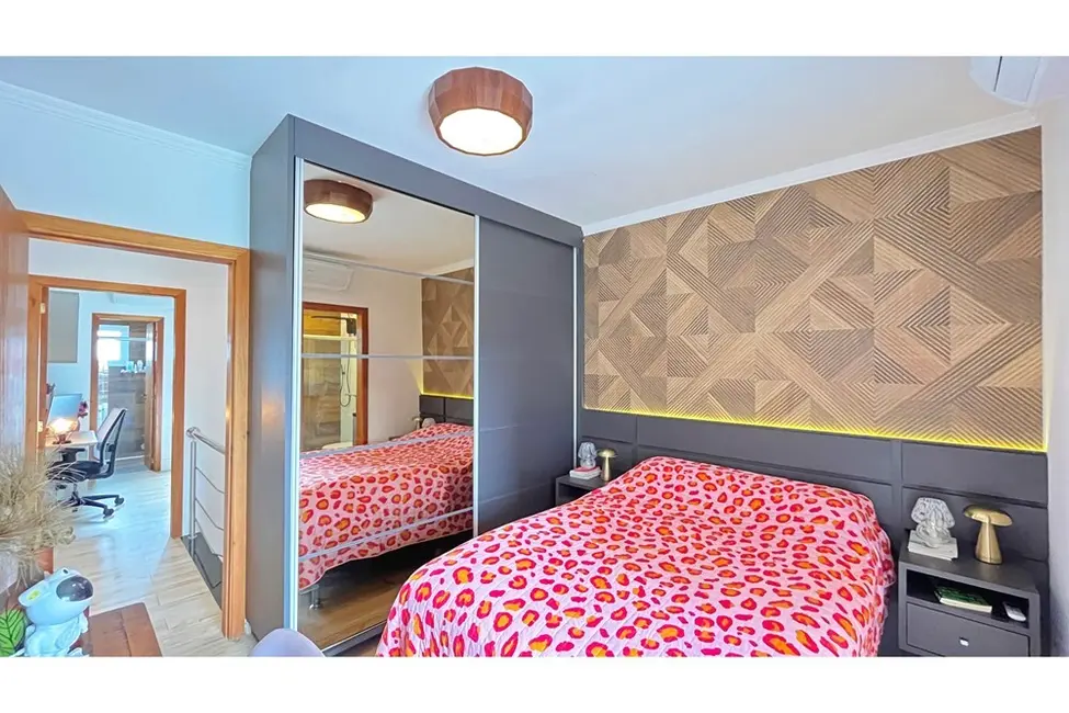 Foto 5 de Casa com 2 quartos à venda, 110m2 em Hípica, Porto Alegre - RS