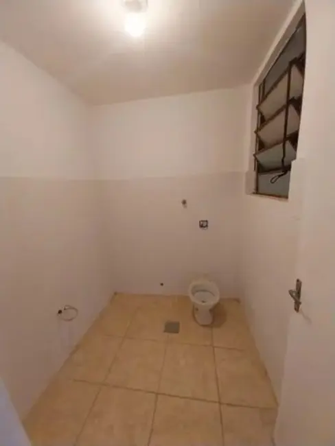 Apartamento com 3 quartos à venda, 85m2 em Rio Branco, Porto Alegre - RS - imagem 9 Foto 9 de Apartamento com 3 quartos à venda, 85m2 em Rio Branco, Porto Alegre - RS