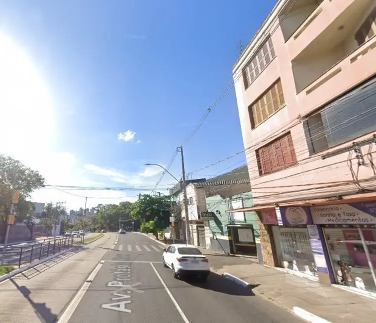 Apartamento com 3 quartos à venda, 85m2 em Rio Branco, Porto Alegre - RS - imagem 2 Foto 2 de Apartamento com 3 quartos à venda, 85m2 em Rio Branco, Porto Alegre - RS