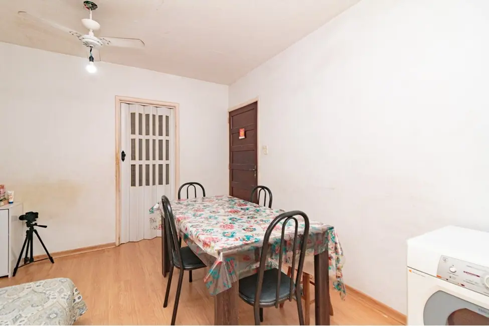 Foto 3 de Apartamento com 2 quartos à venda, 54m2 em Rubem Berta, Porto Alegre - RS