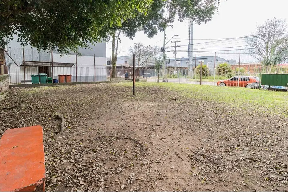 Foto 3 de Apartamento com 2 quartos à venda, 57m2 em São Sebastião, Porto Alegre - RS