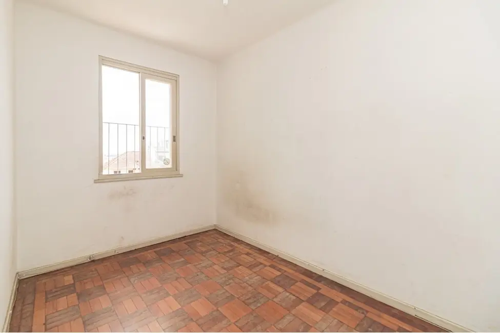 Apartamento com 2 quartos à venda, 57m2 em Passo da Areia, Porto Alegre - RS - imagem 5 Foto 5 de Apartamento com 2 quartos à venda, 57m2 em Passo da Areia, Porto Alegre - RS
