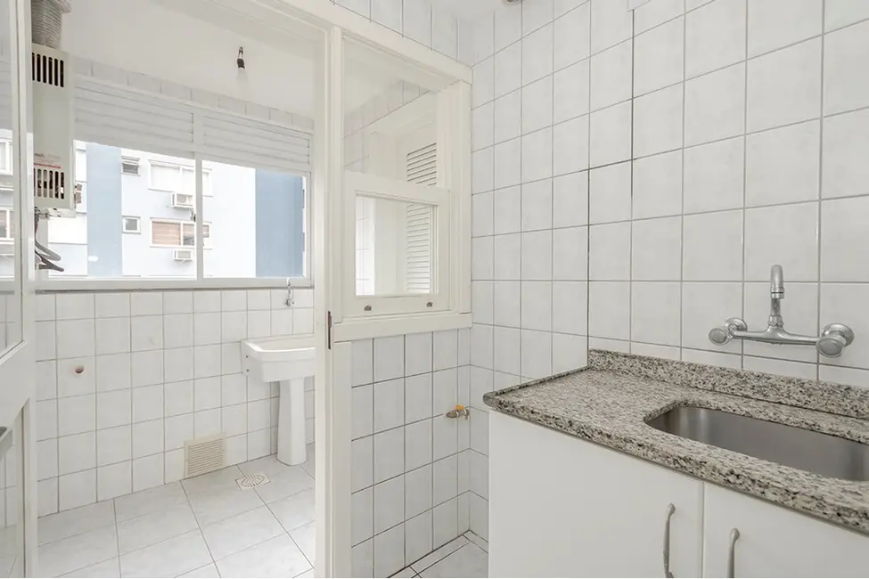 Foto 5 de Apartamento com 3 quartos à venda, 74m2 em Chácara das Pedras, Porto Alegre - RS