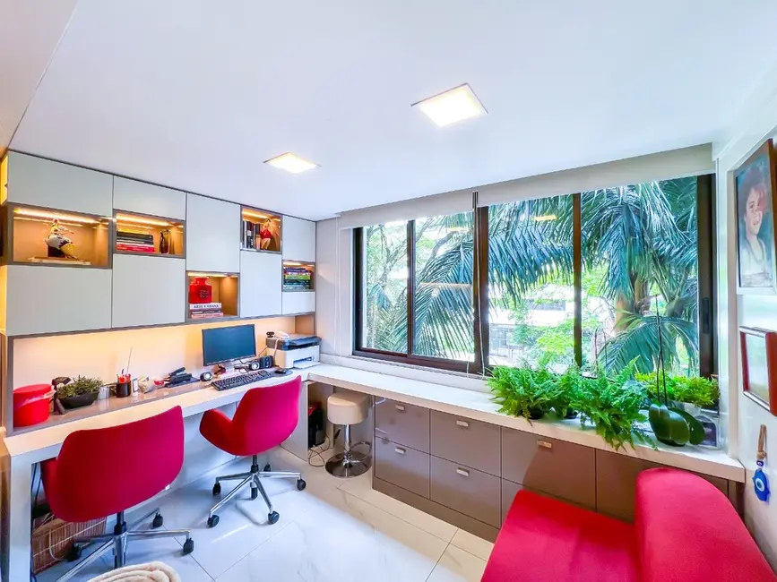 Foto 2 de Apartamento com 3 quartos à venda, 183m2 em Petrópolis, Porto Alegre - RS