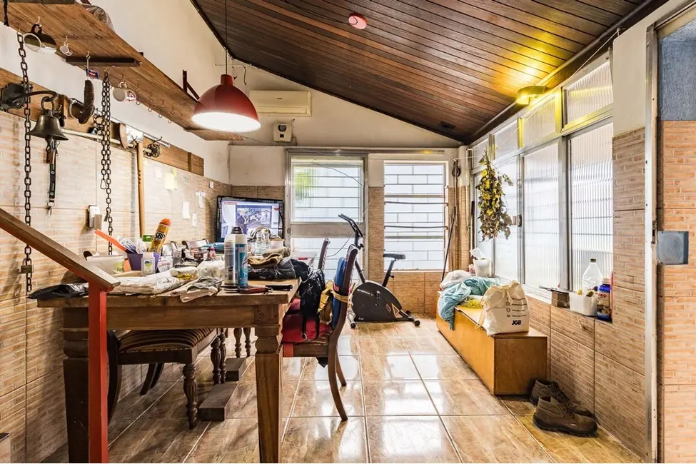 Foto 8 de Casa com 3 quartos à venda, 260m2 em Partenon, Porto Alegre - RS