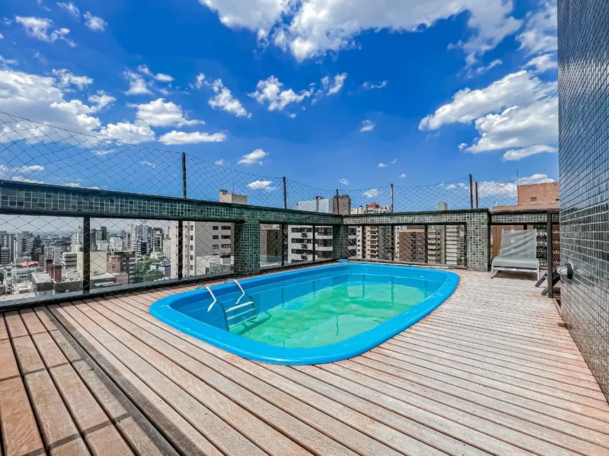 Apartamento com 3 quartos à venda, 168m2 em Rio Branco, Porto Alegre - RS - imagem 7 Foto 7 de Apartamento com 3 quartos à venda, 168m2 em Rio Branco, Porto Alegre - RS