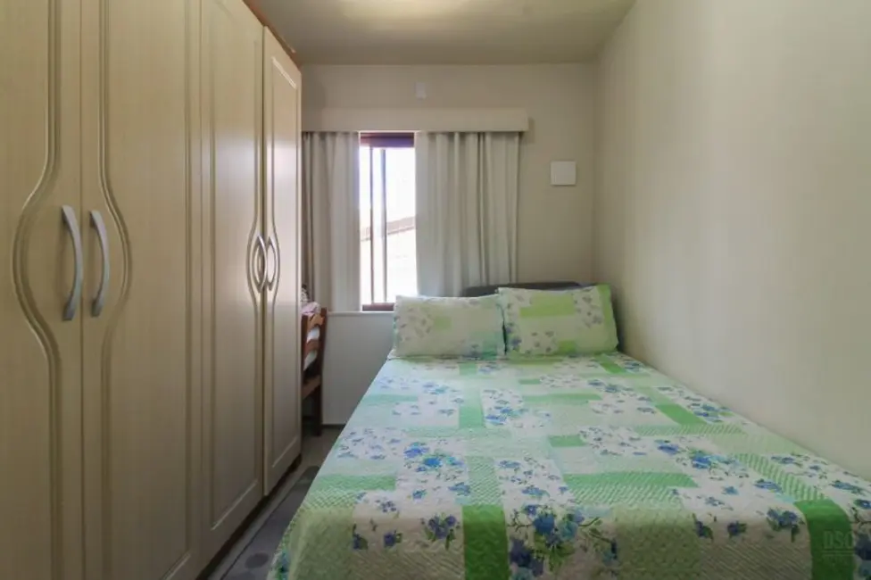 Foto 6 de Casa com 7 quartos à venda, 330m2 em Nonoai, Porto Alegre - RS