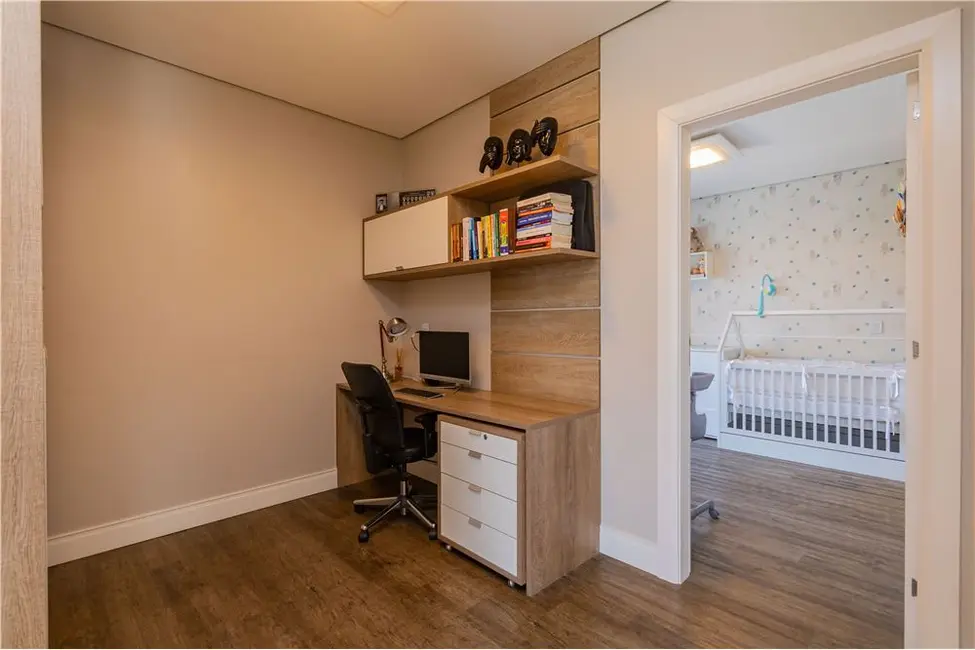 Casa de Condomínio com 3 quartos à venda, 286m2 em Marechal Rondon, Canoas - RS - imagem 8 Foto 8 de Casa de Condomínio com 3 quartos à venda, 286m2 em Marechal Rondon, Canoas - RS