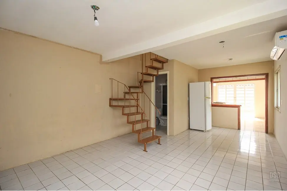Casa com 3 quartos à venda, 66m2 em Hípica, Porto Alegre - RS - imagem 9 Foto 9 de Casa com 3 quartos à venda, 66m2 em Hípica, Porto Alegre - RS