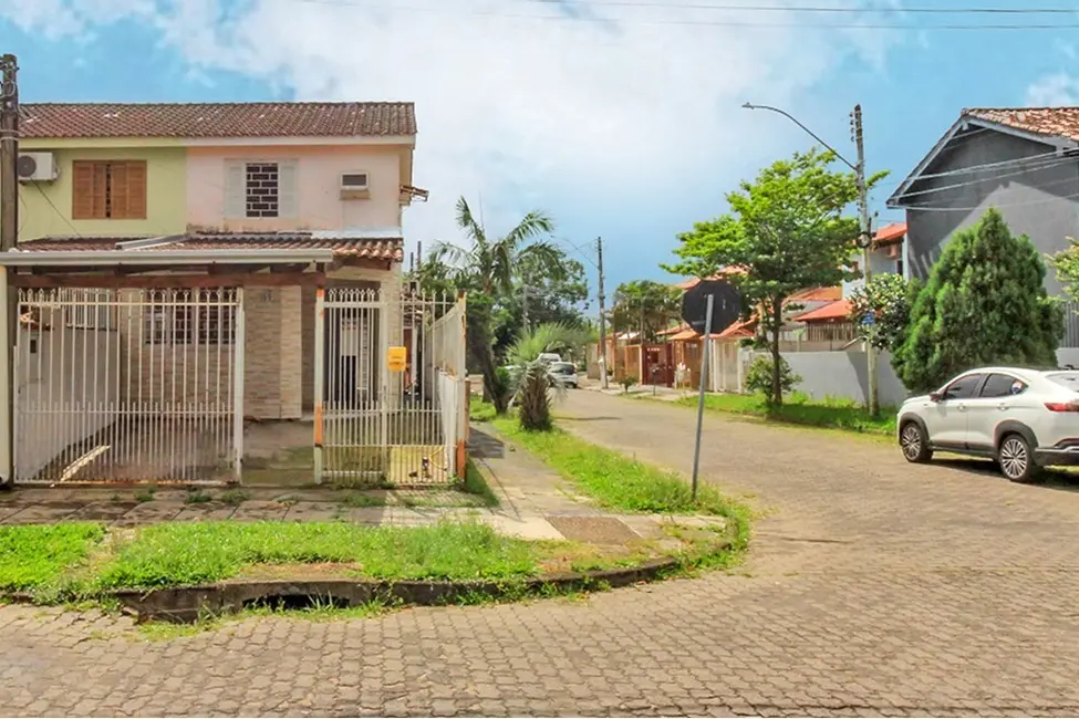 Casa com 3 quartos à venda, 66m2 em Hípica, Porto Alegre - RS - imagem 3 Foto 3 de Casa com 3 quartos à venda, 66m2 em Hípica, Porto Alegre - RS