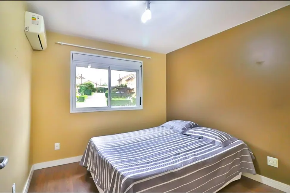 Foto 6 de Casa de Condomínio com 3 quartos à venda, 230m2 em Mário Quintana, Porto Alegre - RS